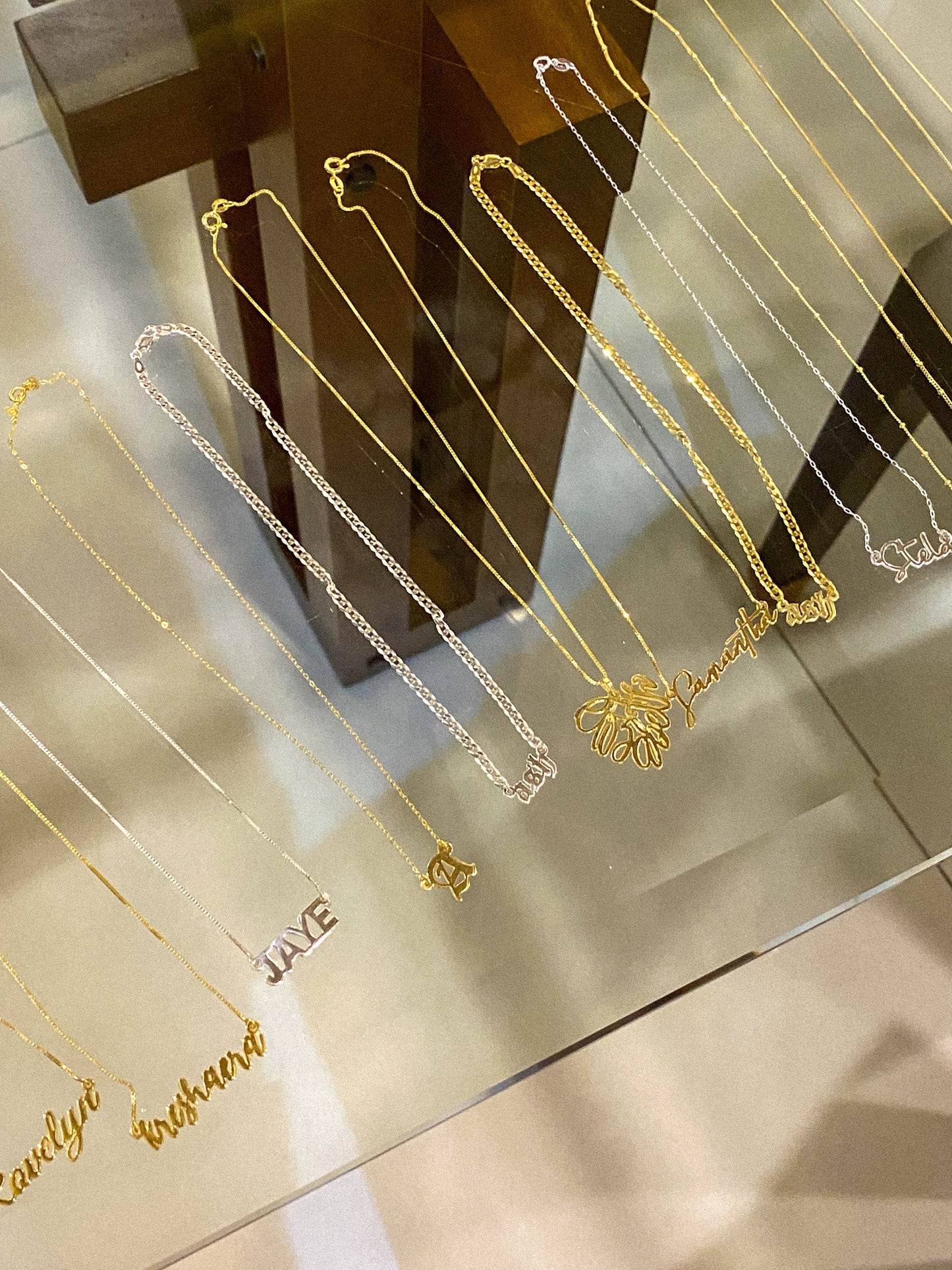 18K Gold Personalized Name Necklaces